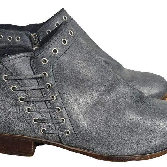 Minnetonka Brenna Boot - Picture 2 of 8